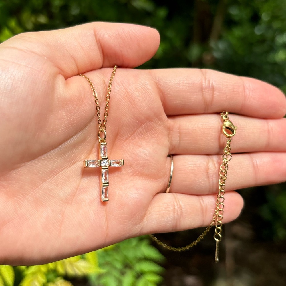 18K Gold Plated Stainless Steel Diamond Cross Necklace